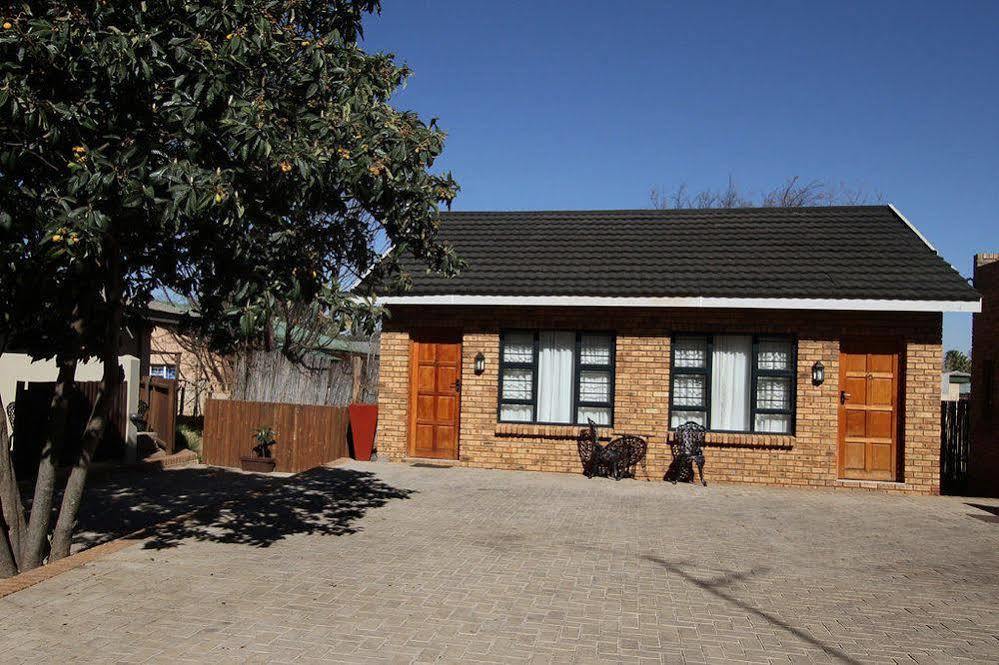 Kuruman Inn Exteriér fotografie